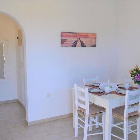Lefkothea Apartments Kassiopi Ngoại thất bức ảnh
