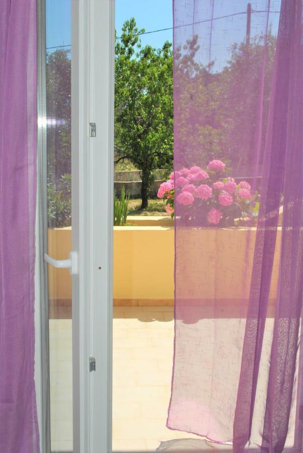 Lefkothea Apartments Kassiopi Ngoại thất bức ảnh